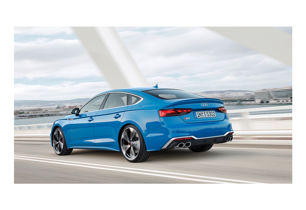Audi S5 이미지 5